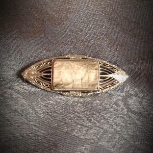 14KT white gold filigree brooch